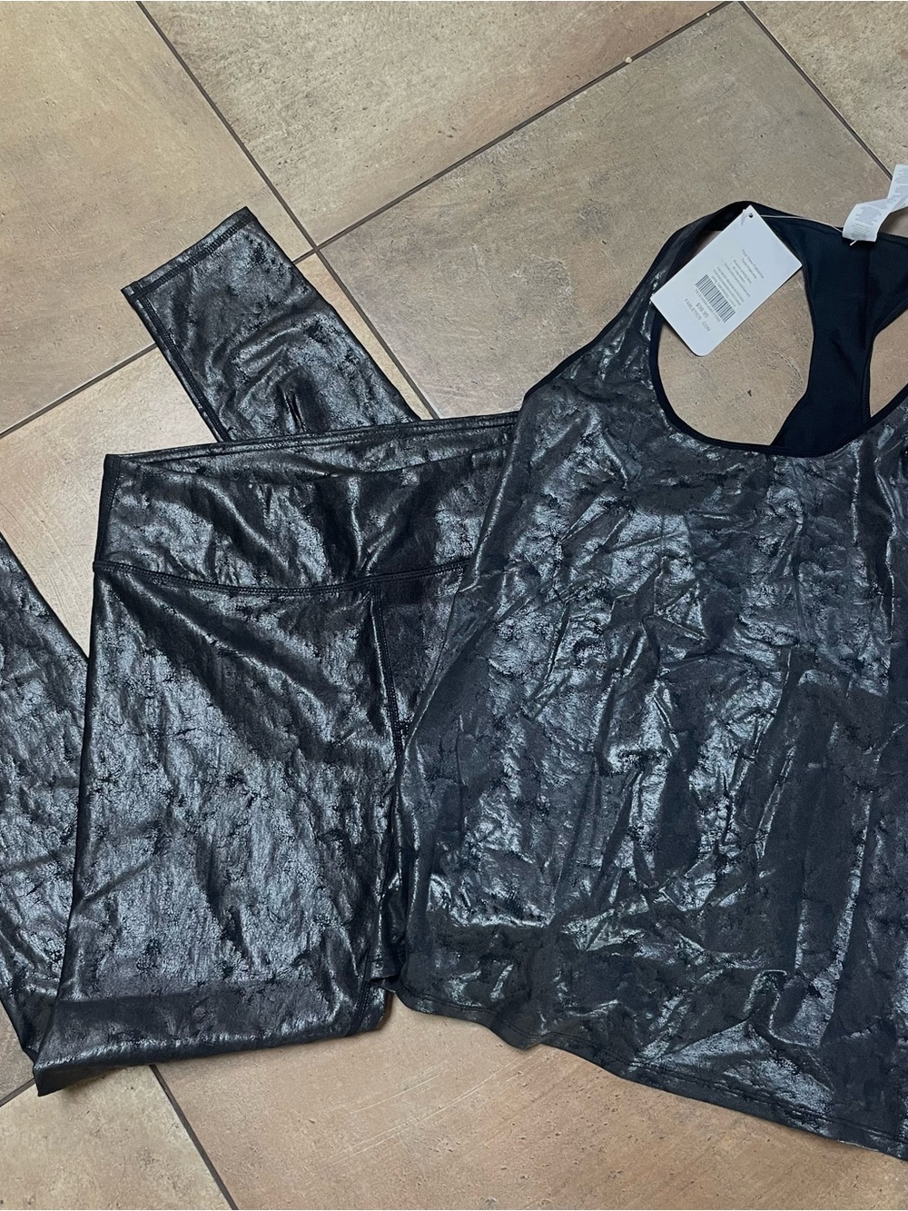 Fabletics Eiffel Tank & Full length Leggings Set Black Metallic Shimmer sz L NWT